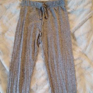 Women's juniors sweater pants size small SHEIN